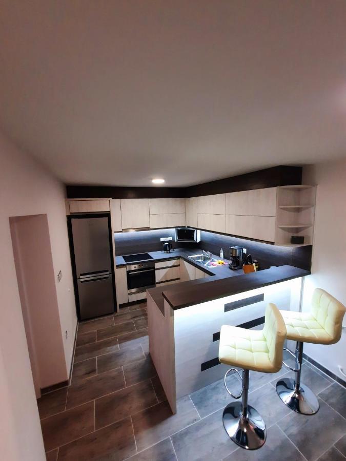 Apartman Sen Petrov Ngoại thất bức ảnh