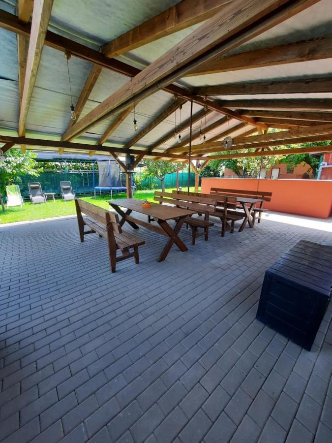 Apartman Sen Petrov Ngoại thất bức ảnh